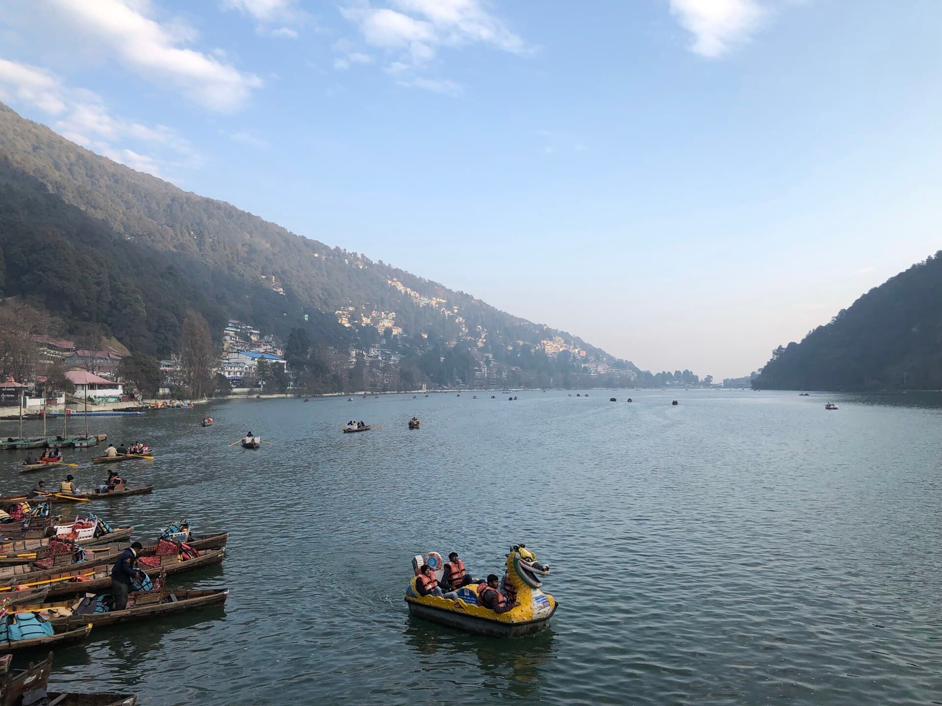 Family-friendly boating on Naini Lake