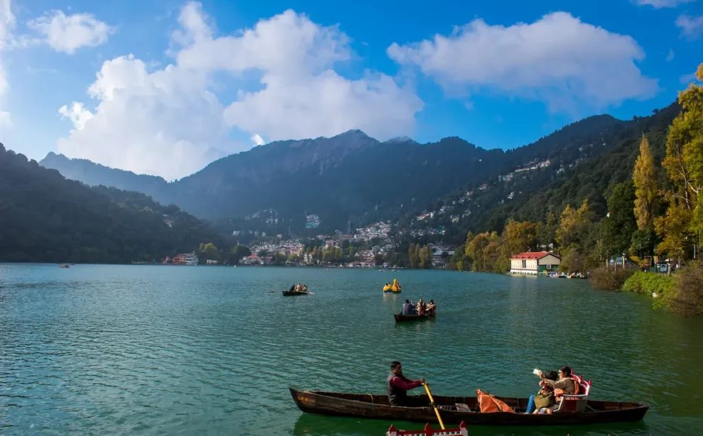 Scenic weather view of Nainital lake and hills before visiting
