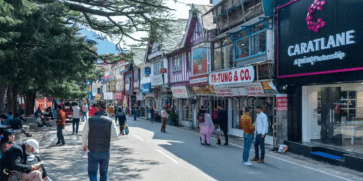 Shopping in Nainital - Mall Road